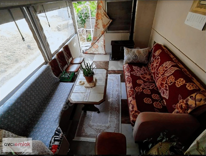 3 KATLI 4+1 MÜSTAKİL BAHÇELİ EV