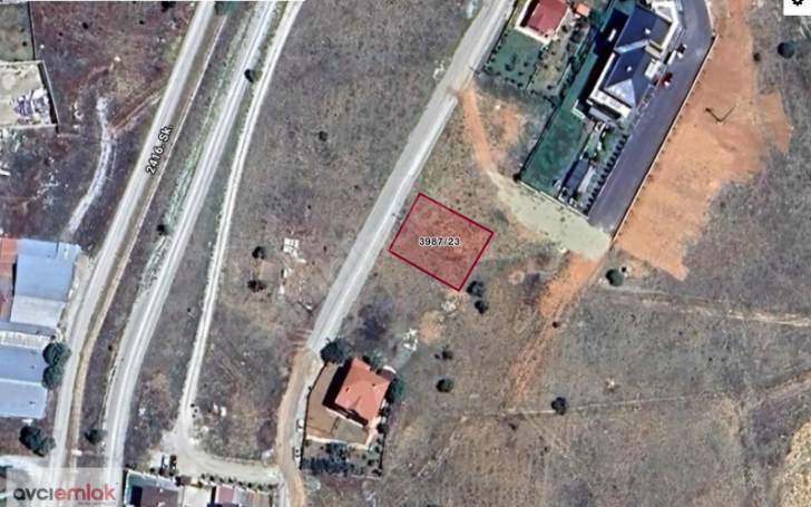 506 m2-İL EMNİYET MÜD. YAKINI,SEÇKİN KONUMDA VİLLA PARSELİ