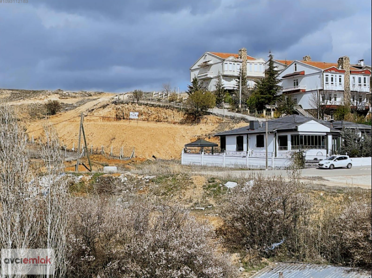 ANAYOLDA (Ankara-Kayseri),2 PARSEL 4 KAT 1204 m2 ŞEHİR MANZARALI